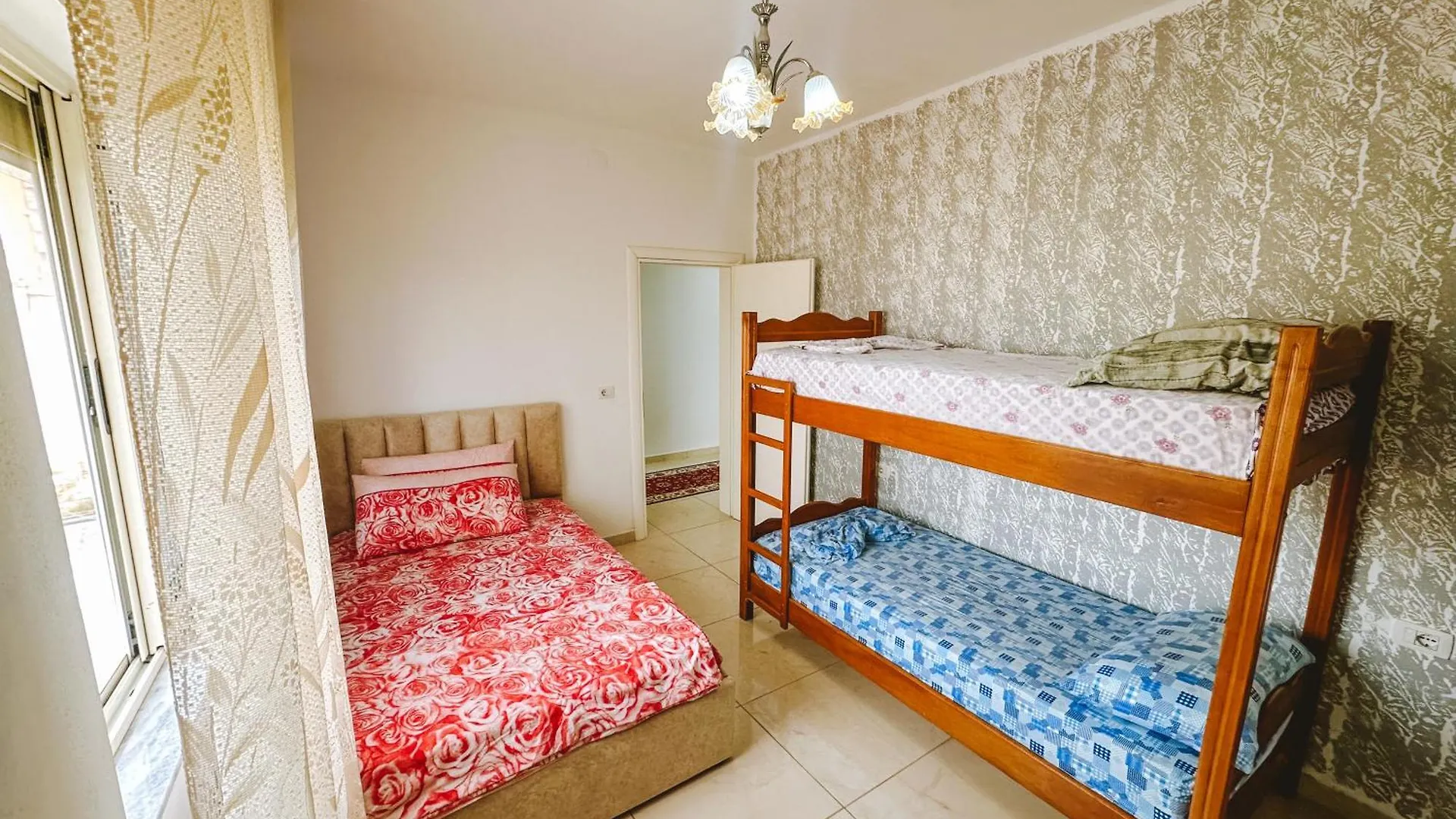 Cozy Retreat With City View Shkodër 알바니아